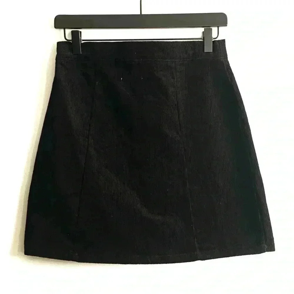 NWT, Francesca’s Harper Heritage, Corduroy Mini Skirt W/ Buttons, Size SMALL - Picture 2 of 3